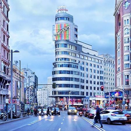 Punta Me Rooms Near The Gran Via Madrid Bagian luar foto