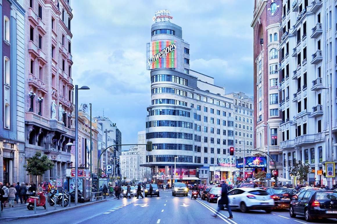 Punta Me Rooms Near The Gran Via Madrid Bagian luar foto