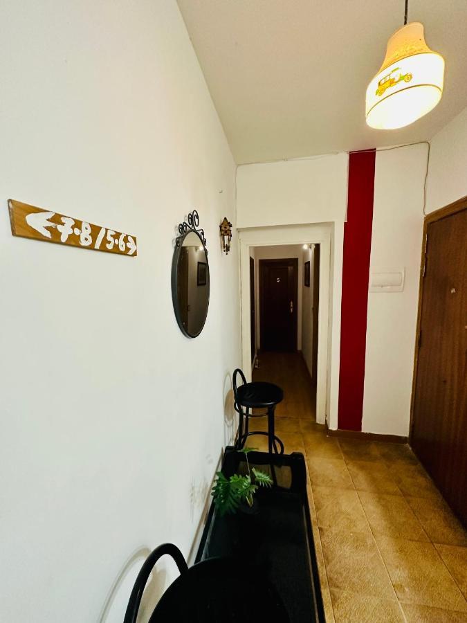 Punta Me Rooms Near The Gran Via Madrid Bagian luar foto