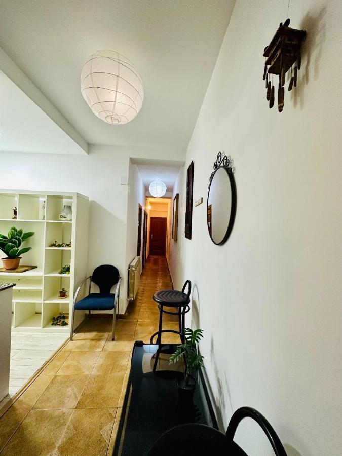 Punta Me Rooms Near The Gran Via Madrid Bagian luar foto